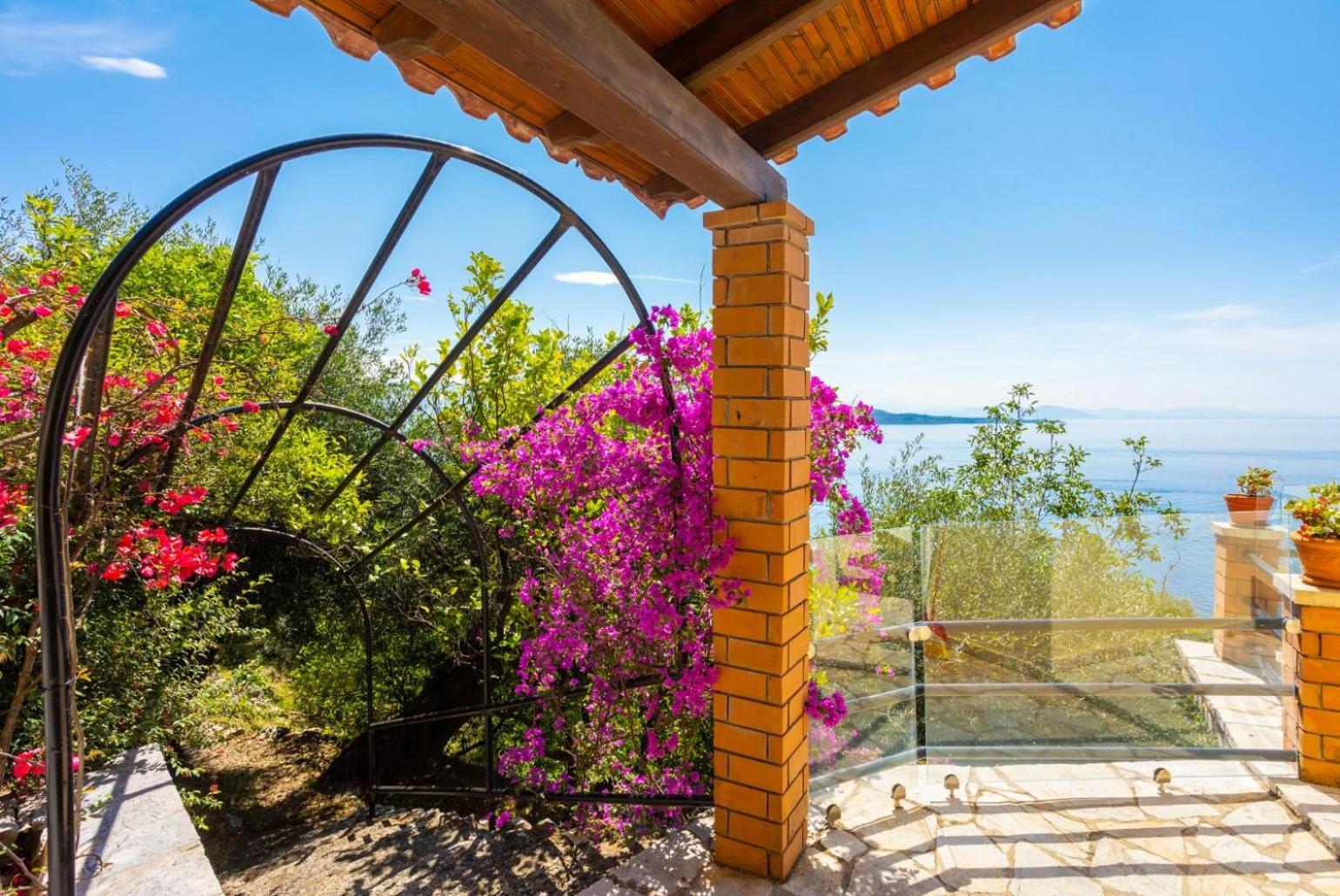 Lina Case de vacanță *